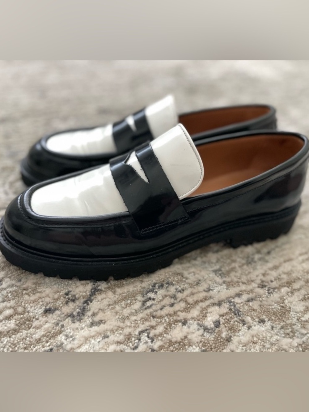 Thursday Tuxedo Lug Penny Loafers Black & White Leather Chunky Size 9.5 Women - Picture 7 of 13